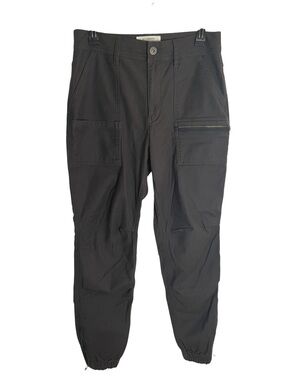 REI Cooperative Black Cargo Joggers with Zip Pockets & Zipper at Hem Size 8